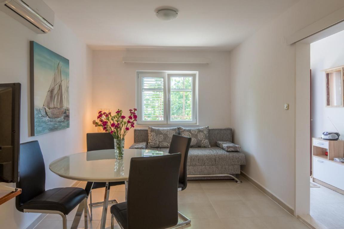 Apartment Pepica Trogir Exterior photo