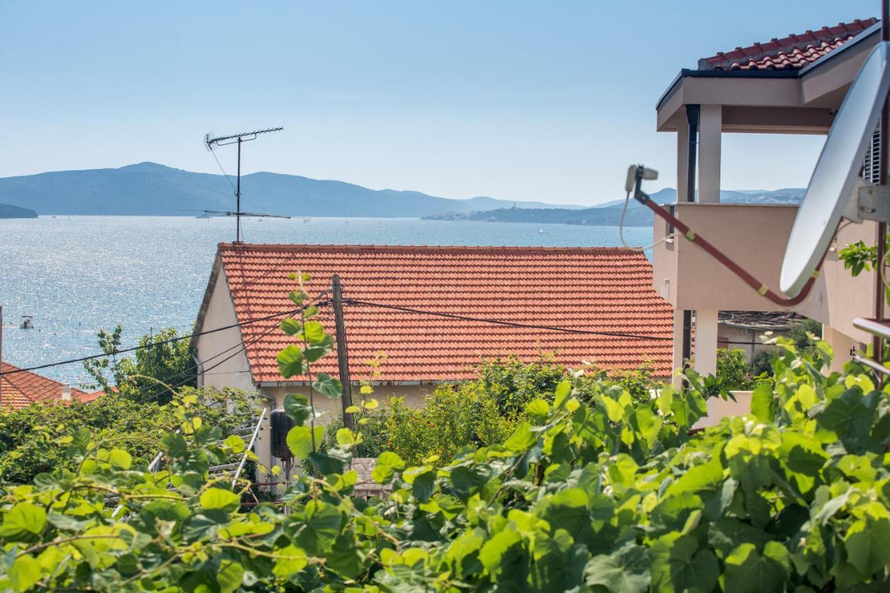 Apartment Pepica Trogir Exterior photo